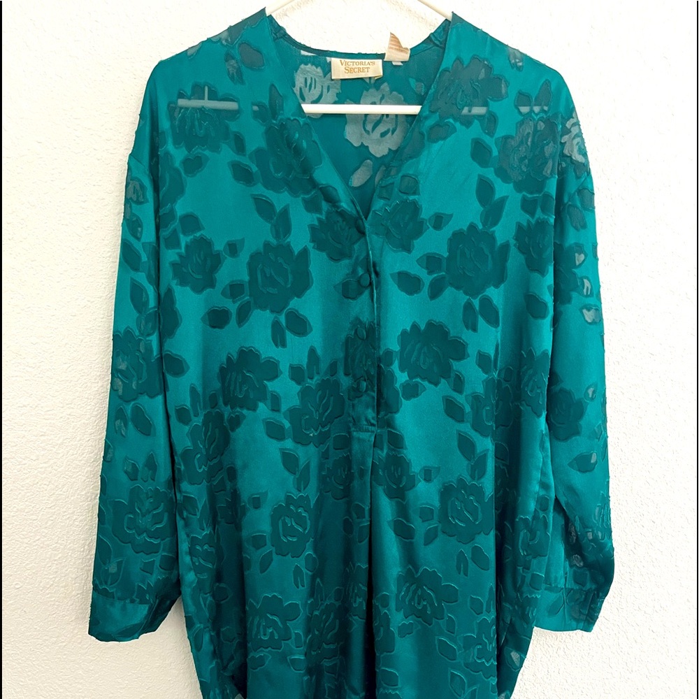 Victoria secret night gown